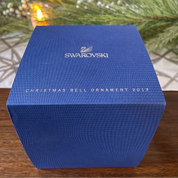 NIB 2017 Swarovski Christmas Bell Ornament - Large - Picture 4 of 4